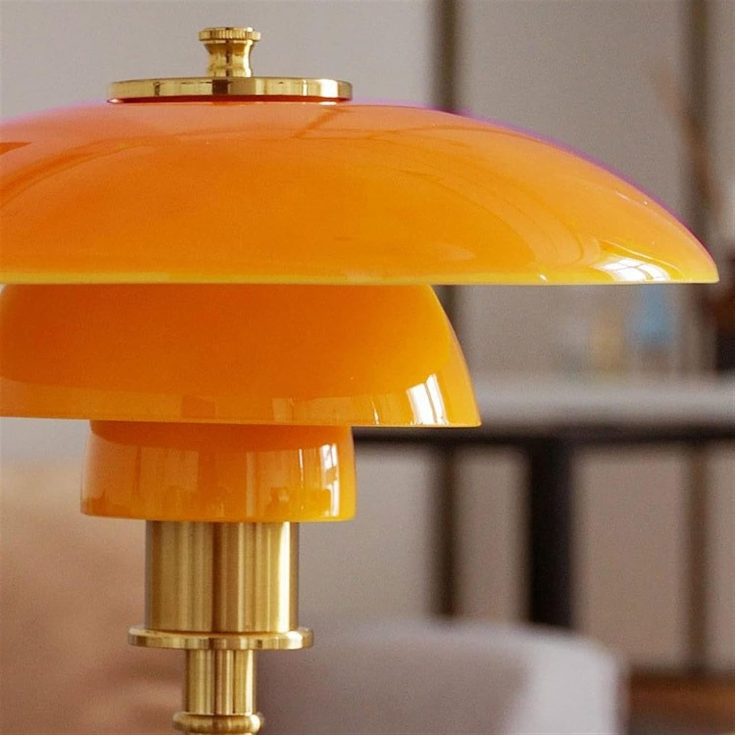 Lampe Globo coloris ambre