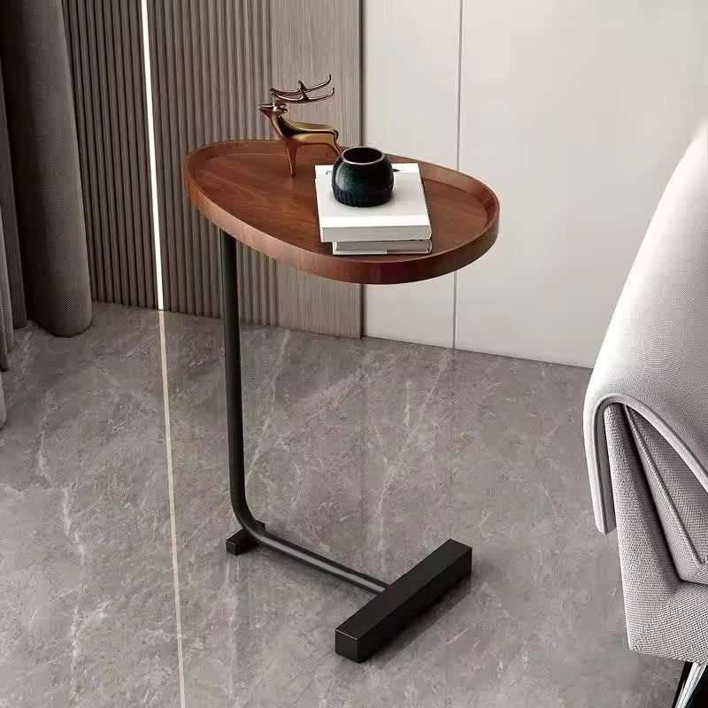 Table d'appoint en C noyer