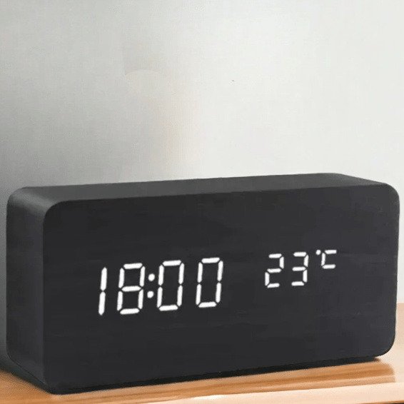 Horloge LED chevet détail